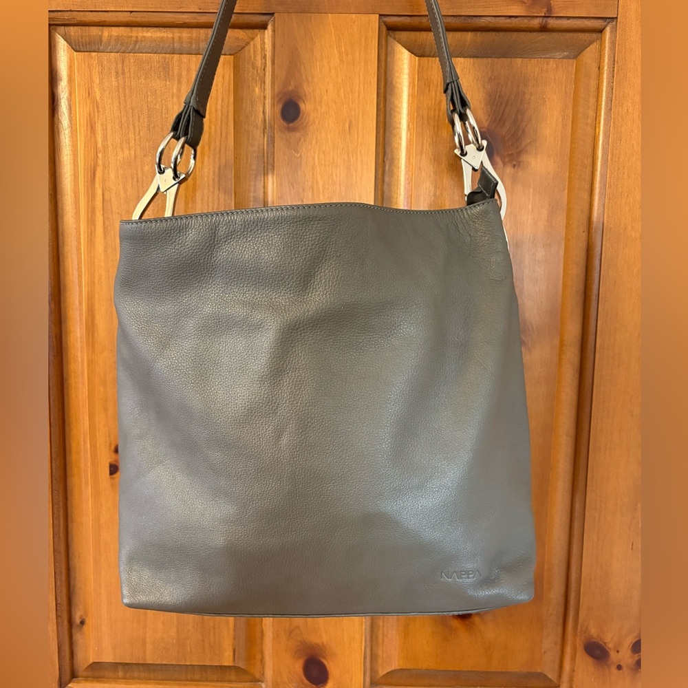 Nappa, Canadian Brand, Gray Leather Shoulder Bag, like new! - Picture 3 of 16